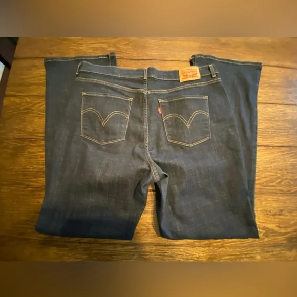 LEVI'S Classic Boot Bootcut Jeans Size 33 33x32 - Picture 4 of 8